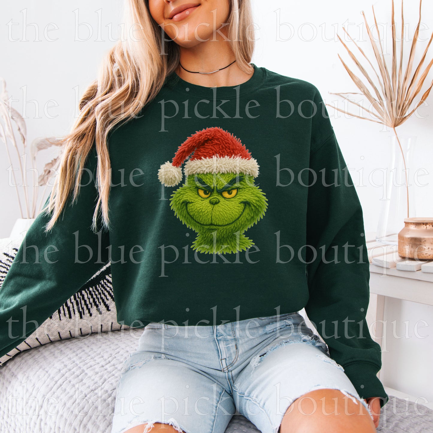 Grumpy Green Christmas Guy - faux *FAKE* realistic yarn look